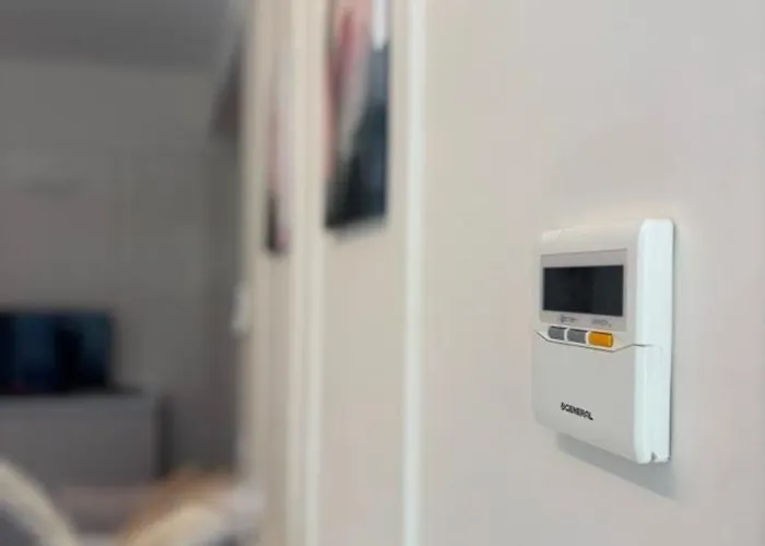 Nora 2 西维尔诺瓦·马尔凯